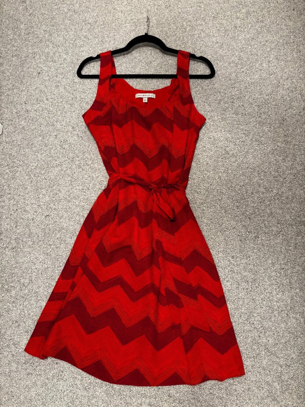 Banana Republic Heritage Red Chevron Sleeveless Dress with Tie Waist | Size 10